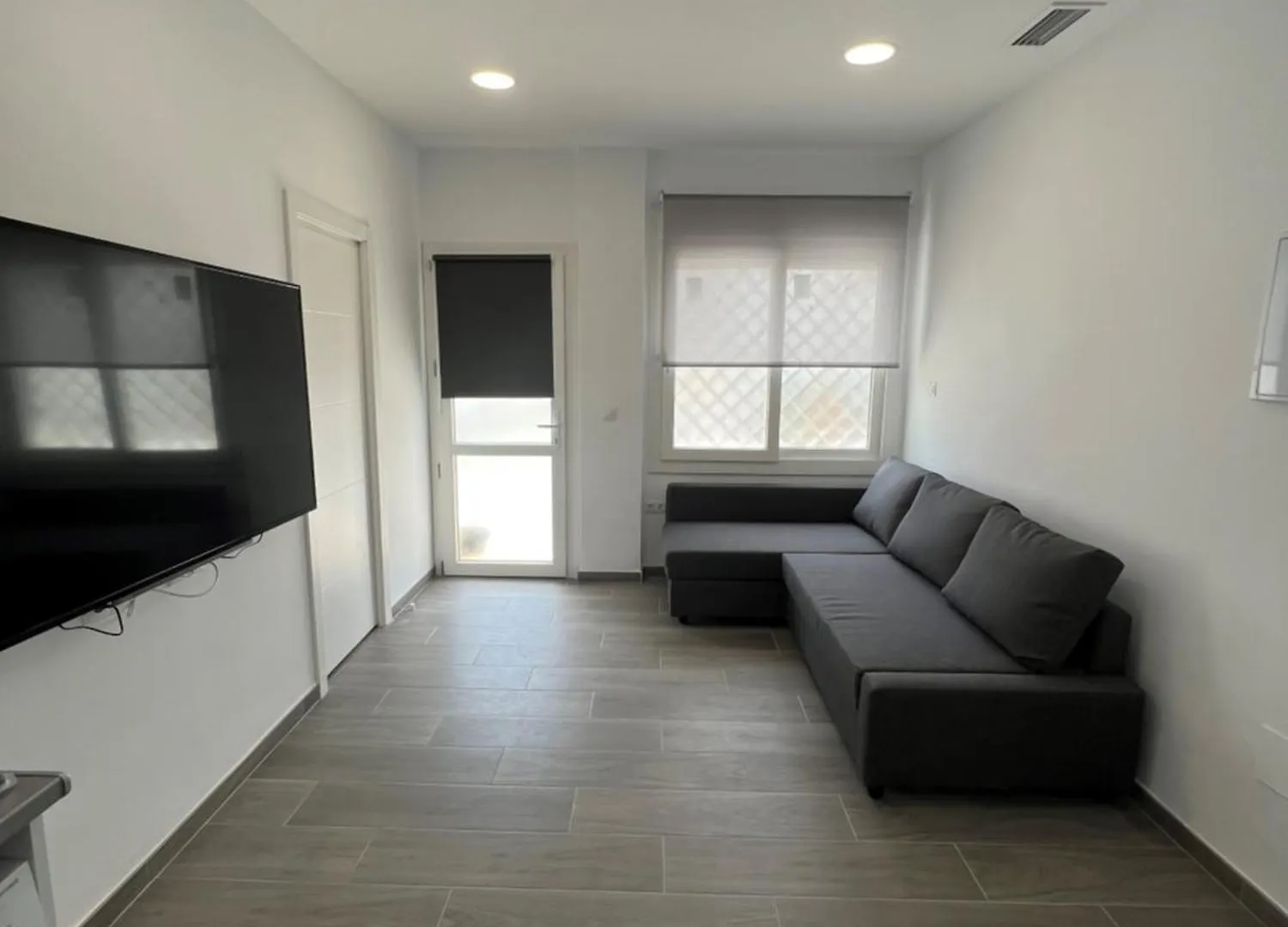 Apartamentos Montalvo Metropolis A 토레몰리노스 0*,  스페인