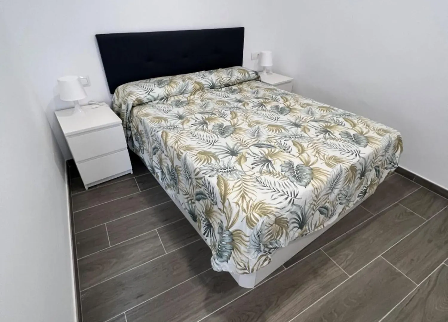 Apartamentos Montalvo Metropolis A 토레몰리노스 아파트