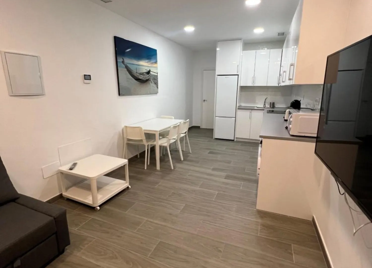 Apartamentos Montalvo Metropolis A 토레몰리노스